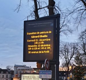 Affichage digital de la mairie de Senlis concernant l'exposition du peintre Gérard Obadia les 21 et 22 décembre 2019